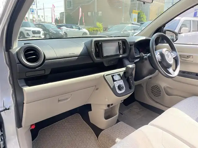 トヨタ パッソ X Lパッケージ S 大阪府 2019(平31)年 0.6万km ブライトシルバーM 純正7インチナビ（NSCN-W68）/・AM/FM/CD/BT/テレビ/バックカメラ/スマートアシストIII/・衝突警報/・衝突軽減支援ブレーキ/・誤発進抑制前後/・車線逸脱警報/・先行車発進お知らせ/・オートハイビーム/前後ソナー/純正ドライブレコーダー/ビルトインETC/純正ドアバイザー/純正フロアマット/保証書/取扱説明書/記録簿 H31/R2/R3/R5/R6