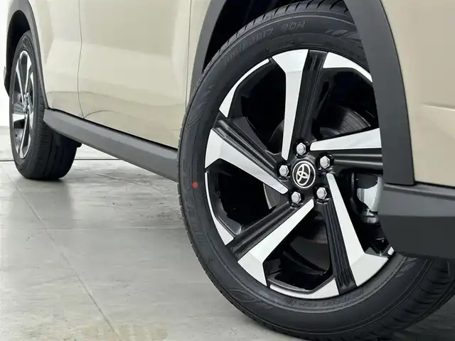 トヨタ ライズ Z 福岡県 2025(令7)年 0.1万km未満 ナチュラルベージュマイカM 登録済未使用車　/純正ディスプレイオーディオ（ＢＴ，フルセグＴＶ）　/バックカメラ　/ＡＣＣ　/コーナーセンサー　/衝突軽減ブレーキ/先行車発進お知らせ　/シートヒーター　/純正１７インチＡＷ　/ＬＥＤヘッドライト