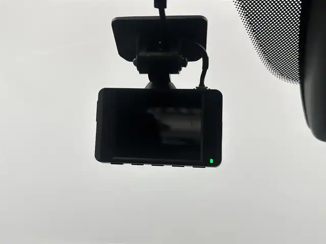 マツダ デミオ 13S ツーリング 愛知県 2018(平30)年 3.3万km エターナルブルーマイカ 純正7インチＳＤナビ/（BT/CD/DVD/aha/Stitcher/フルセグTV/AUX）　/全方位バックカメラ　/前席シートヒーター/ＥＴＣ　/ＨＵＤ　/ＶＩＥＷボタン　/衝突被害軽減システム　/レーンキープアシスト　/コーナーセンサー　/レーダークルーズコントロール　/スポーツモード/ドアバイザー/純正フロアマット/純正15インチAW/純正LEDヘッドライト
