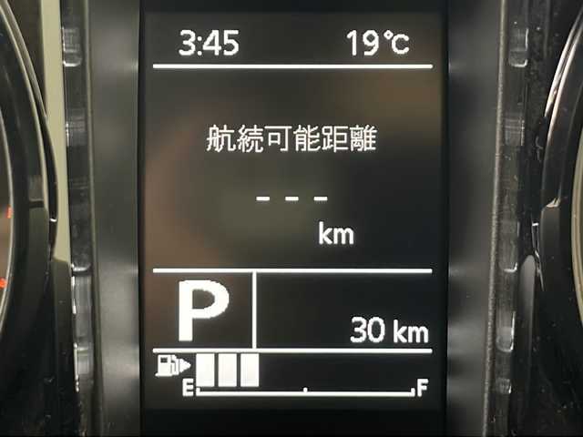 スズキ ジムニー ノマド FC 秋田県 2025(令7)年 0.1万km未満 アークティックホワイトパール 4WD/ワンオーナー/スズキセーフティサポート/レーダークルーズコントロール/ダウンヒルアシストコントロール/アイドリングストップ/コーナーセンサー/横滑り防止装置/本革ステアリング/ステアリングリモコン/ヘッドライトウォッシャー/LEDヘッドランプ/フォグランプ/前席シートヒーター/ドアミラーヒーター/保証書・取説