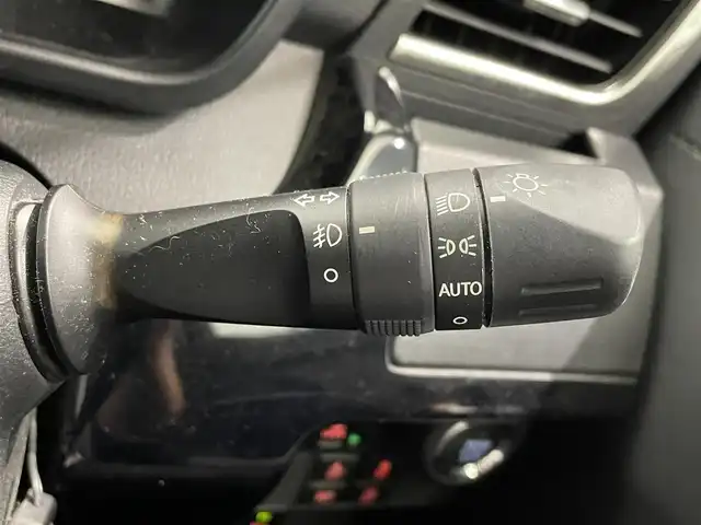 トヨタ タンク カスタムG－T 鹿児島県 2019(令1)年 4.4万km ブラックマイカメタリック 純正ナビ/(フルセグ/Bluetooth/DVD/CD)/前後ドライブレコーダー/バックカメラ/ビルトインETC/両側パワースライドドア/クルーズコントロール/スマートアシストII/　・衝突回避支援ブレーキ機能/　・衝突警報機能/　・車線逸脱警報機能/　・誤発進抑制制御機能/　・先行車発進お知らせ機能/純正アルミホイール/純正フロアマット/LEDヘッドライト