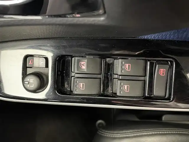 トヨタ タンク カスタムG－T 鹿児島県 2019(令1)年 4.4万km ブラックマイカメタリック 純正ナビ/(フルセグ/Bluetooth/DVD/CD)/前後ドライブレコーダー/バックカメラ/ビルトインETC/両側パワースライドドア/クルーズコントロール/スマートアシストII/　・衝突回避支援ブレーキ機能/　・衝突警報機能/　・車線逸脱警報機能/　・誤発進抑制制御機能/　・先行車発進お知らせ機能/純正アルミホイール/純正フロアマット/LEDヘッドライト