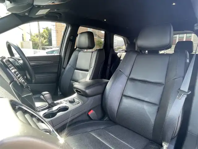 クライスラー・ジープ ジープ グランドチェロキー LTD 静岡県 2020(令2)年 4.5万km ブライトホワイト UconnectナビフルセグTV Bluetooth CarPlay対応/バック/サイド/フロントカメラ/ブラックレザーシート シートヒーター /前席ベンチレーション　運転席メモリーパワーシート/パワーテールゲート /DSRCETC/前後ドライブレコーダー