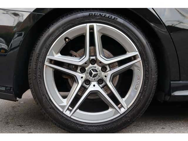 メルセデス・ベンツ Ａ１８０ セダン スタイル AMGライン 大分県 2019(令1)年 2.7万km コスモスブラック ワンオーナー/レーダーセーフティパッケージ/純正ナビ/CarPlay/地デジ/Bluetooth/ワイヤレス充電/半革/シートヒーター/純正18インチAW/純正ドライブレコーダー前後/ETC