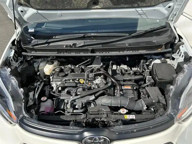 トヨタ シエンタ ハイブリッド Z 佐賀県 2023(令5)年 0.6万km ホワイトパールクリスタルシャイン 走行距離6027km/ワンオーナー(自社名済み)/トヨタセーフティセンス/・プリクラッシュセーフティ/・レーダークルーズコントロール/・アダプティブハイビーム/・レーントレーシングアシスト/・レーンディパーチャーアラート/ブラインドスポットモニター/パーキングサポートブレーキ/クリアランスソナー/純正ディスプレイオーディオ/・コネクティッドナビ/・アラウンドビューモニター/・フルセグTV/BT/ハンズフリーデュアルパワースライドドア/純正前後ドライブレコーダー/ETC2.0 /USB入力端子/フロアマット/スペアキー×1/保証書/取扱説明書