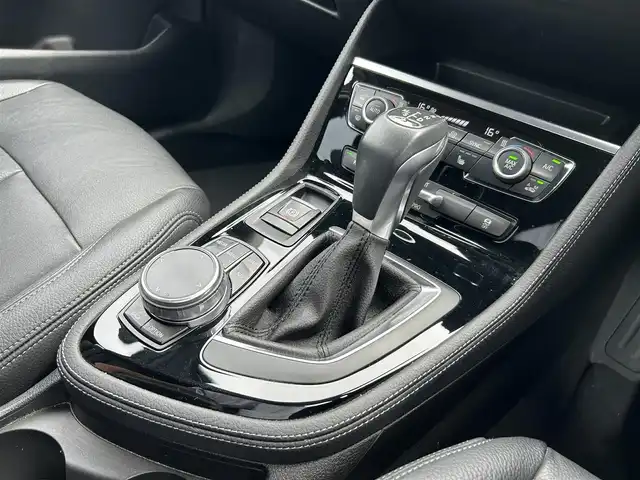 ＢＭＷ ２１８ｄ グランツアラー ラグジュアリー 埼玉県 2018(平30)年 3.5万km ミネラルホワイト 黒革シート/インテリジェントセーフティ /純正ナビ/バックカメラ /コンフォートアクセス /パワーバックドア/シートヒーター /パワーシート/LEDヘッドライト