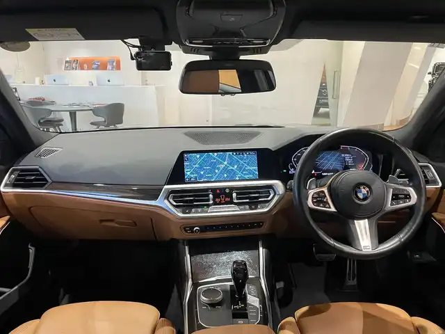 ＢＭＷ ３２０ｄ xDrive Mスポーツ 道央・札幌 2020(令2)年 3.7万km サファイアブラックP メタリックペイント/ハイラインパッケージ/・ヴァーネスカレザーシート/・ランバーサポート/・アッシュグレーブラウン/　ファインウッドインテリアトリム/パーキングアシストプラス/コンフォートパッケージ/・ストレージパッケージ/・HiFiスピーカー/・オートマチックトランクリッド/・ドライビングアシストプロフェッショナル/・アダプティブLEDヘッドライト/純正HDDナビ/・USB.Bt/・シートヒーター/・電動フロントシート/・アンビエントライト