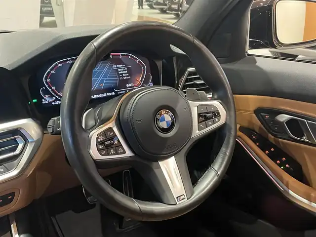 ＢＭＷ ３２０ｄ xDrive Mスポーツ 道央・札幌 2020(令2)年 3.7万km サファイアブラックP メタリックペイント/ハイラインパッケージ/・ヴァーネスカレザーシート/・ランバーサポート/・アッシュグレーブラウン/　ファインウッドインテリアトリム/パーキングアシストプラス/コンフォートパッケージ/・ストレージパッケージ/・HiFiスピーカー/・オートマチックトランクリッド/・ドライビングアシストプロフェッショナル/・アダプティブLEDヘッドライト/純正HDDナビ/・USB.Bt/・シートヒーター/・電動フロントシート/・アンビエントライト