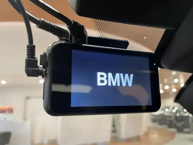 ＢＭＷ ３２０ｄ xDrive Mスポーツ 道央・札幌 2020(令2)年 3.7万km サファイアブラックP メタリックペイント/ハイラインパッケージ/・ヴァーネスカレザーシート/・ランバーサポート/・アッシュグレーブラウン/　ファインウッドインテリアトリム/パーキングアシストプラス/コンフォートパッケージ/・ストレージパッケージ/・HiFiスピーカー/・オートマチックトランクリッド/・ドライビングアシストプロフェッショナル/・アダプティブLEDヘッドライト/純正HDDナビ/・USB.Bt/・シートヒーター/・電動フロントシート/・アンビエントライト
