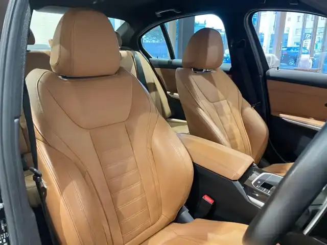 ＢＭＷ ３２０ｄ xDrive Mスポーツ 道央・札幌 2020(令2)年 3.7万km サファイアブラックP メタリックペイント/ハイラインパッケージ/・ヴァーネスカレザーシート/・ランバーサポート/・アッシュグレーブラウン/　ファインウッドインテリアトリム/パーキングアシストプラス/コンフォートパッケージ/・ストレージパッケージ/・HiFiスピーカー/・オートマチックトランクリッド/・ドライビングアシストプロフェッショナル/・アダプティブLEDヘッドライト/純正HDDナビ/・USB.Bt/・シートヒーター/・電動フロントシート/・アンビエントライト