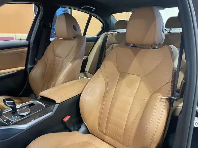 ＢＭＷ ３２０ｄ xDrive Mスポーツ 道央・札幌 2020(令2)年 3.7万km サファイアブラックP メタリックペイント/ハイラインパッケージ/・ヴァーネスカレザーシート/・ランバーサポート/・アッシュグレーブラウン/　ファインウッドインテリアトリム/パーキングアシストプラス/コンフォートパッケージ/・ストレージパッケージ/・HiFiスピーカー/・オートマチックトランクリッド/・ドライビングアシストプロフェッショナル/・アダプティブLEDヘッドライト/純正HDDナビ/・USB.Bt/・シートヒーター/・電動フロントシート/・アンビエントライト
