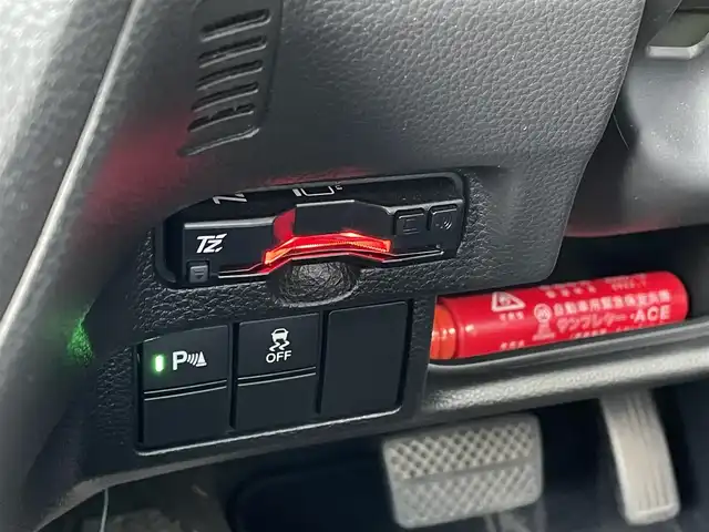 ホンダ Ｎ ＢＯＸ カスタム L ターボ 佐賀県 2022(令4)年 1.7万km クリスタルブラックパール 純正8インチメモリーナビゲーション/・フルセグTV/CD/DVD/SD/USB/Bluetooth/バックカメラ/前後ドライブレコーダー/ビルトインETC/両側パワースライドドア/電子パーキングブレーキ/BRAKE HOLD機能/ハーフレザーシート/DN席シートヒーター/ISOFIX対応/パドルシフト/革巻きステアリング/ステアリングリモコン/純正15インチアルミホイール/純正LEDヘッドライト/・オートマチックハイビーム/純正LEDフォグランプ/ドアバイザ―