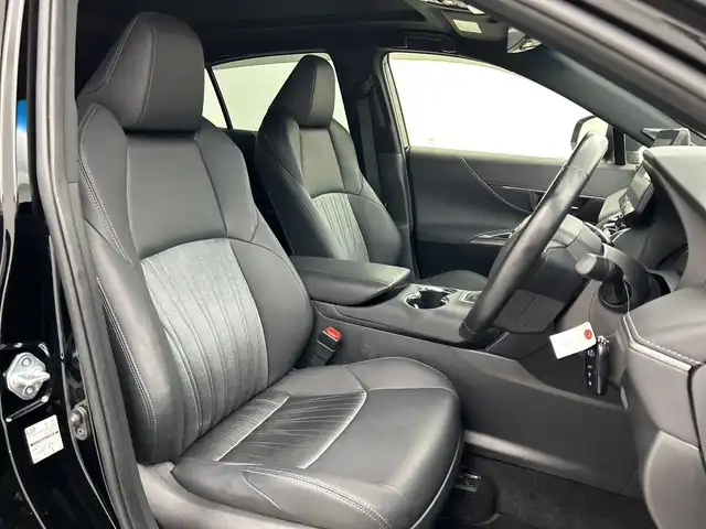 トヨタ ハリアー ハイブリッド Z 三重県 2021(令3)年 5.2万km ブラック /純正ディスプレイオーディオ//AM/FM/フルセグ/USB/Bluetooth//パノラミックビューモニター//運転席パワーシート//ハーフレザーシート//LEDヘッドライト//JBLプレミアムサウンド//レーダークルーズコントロール//ガラスルーフ//純正19インチAW