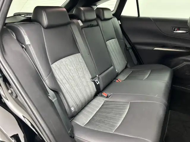 トヨタ ハリアー ハイブリッド Z 三重県 2021(令3)年 5.2万km ブラック /純正ディスプレイオーディオ//AM/FM/フルセグ/USB/Bluetooth//パノラミックビューモニター//運転席パワーシート//ハーフレザーシート//LEDヘッドライト//JBLプレミアムサウンド//レーダークルーズコントロール//ガラスルーフ//純正19インチAW