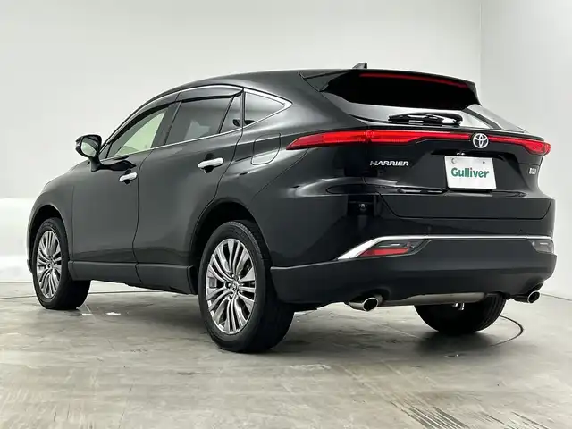 トヨタ ハリアー ハイブリッド Z 三重県 2021(令3)年 5.2万km ブラック /純正ディスプレイオーディオ//AM/FM/フルセグ/USB/Bluetooth//パノラミックビューモニター//運転席パワーシート//ハーフレザーシート//LEDヘッドライト//JBLプレミアムサウンド//レーダークルーズコントロール//ガラスルーフ//純正19インチAW