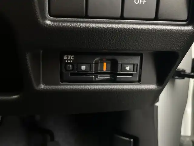 スズキ ワゴンＲ カスタムＺ HYBRID ZX 新潟県 2024(令6)年 0.8万km ピュアホワイトP 4WD/ディスプレイオーディオ/(FH-B500DVS)/バックカメラ/レーダークルーズコントロール/LEDオートライト/シートヒーター/純正15インチアルミホイール/USBポート/スマートキー/ETC