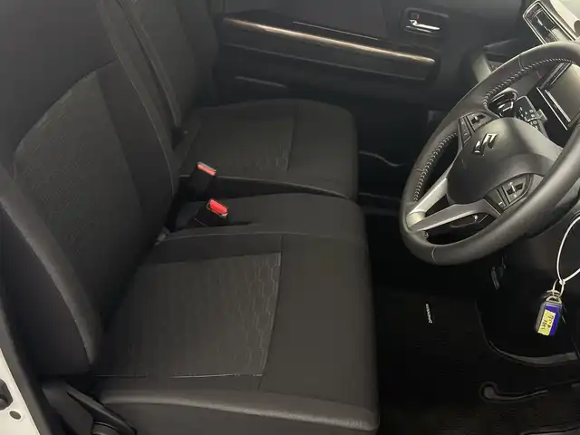 スズキ ワゴンＲ カスタムＺ HYBRID ZX 新潟県 2024(令6)年 0.8万km ピュアホワイトP 4WD/ディスプレイオーディオ/(FH-B500DVS)/バックカメラ/レーダークルーズコントロール/LEDオートライト/シートヒーター/純正15インチアルミホイール/USBポート/スマートキー/ETC