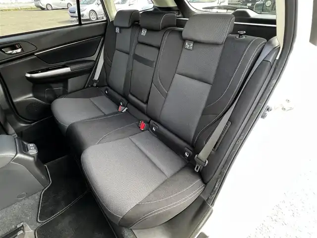 スバル レヴォーグ 1．6GT アイサイト Sスタイル 道央・札幌 2018(平30)年 5.1万km クリスタルホワイトP ４WD/ワンオーナー/純正メモリーナビ/AM/FM/BT/SD/CD/DVD/フルセグ/アイサイト/衝突被害軽減ブレーキ/横滑り防止装置/レーダークルーズコントロール/レーンキープアシスト/クリアランスソナー/ブラインドスポットモニター/バックカメラ/フロントカメラ/サイドカメラ/ビルトインETC/ドライブレコーダー/アイドリングストップ/D席パワーシート/前席シートヒーター/革巻きステアリング/ステアリングリモコン/パドルシフト/電動パーキング/オートブレーキホールド/デジタルインナーミラー/MTモード付AT/プッシュスタート/スマートキー/LEDヘッドライト/オートライト/オートマチックハイビーム/フォグランプ/電動格納ミラー/ヒーテッドドアミラー/ウィンカーミラー/純正フロアマット/ドアバイザー