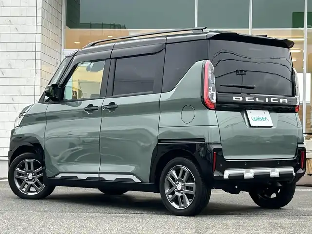 三菱 デリカミニ T プレミアム 兵庫県 2023(令5)年 2.3万km ＤグリーンⅡ ワンオーナー/社外9インチナビ/フルセグテレビ/BTオーディオ/CD/DVD再生機能/全方位カメラ/デジタルインナーミラー/ワイヤレス充電/前席シートヒーター/ステアリングヒーター/両側パワースライドドア/ETC2.0/パドルシフト/LEDヘッドライト/純正15インチAW