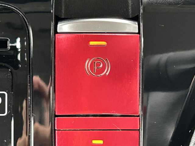 三菱 デリカミニ T プレミアム 兵庫県 2023(令5)年 2.3万km ＤグリーンⅡ ワンオーナー/社外9インチナビ/フルセグテレビ/BTオーディオ/CD/DVD再生機能/全方位カメラ/デジタルインナーミラー/ワイヤレス充電/前席シートヒーター/ステアリングヒーター/両側パワースライドドア/ETC2.0/パドルシフト/LEDヘッドライト/純正15インチAW