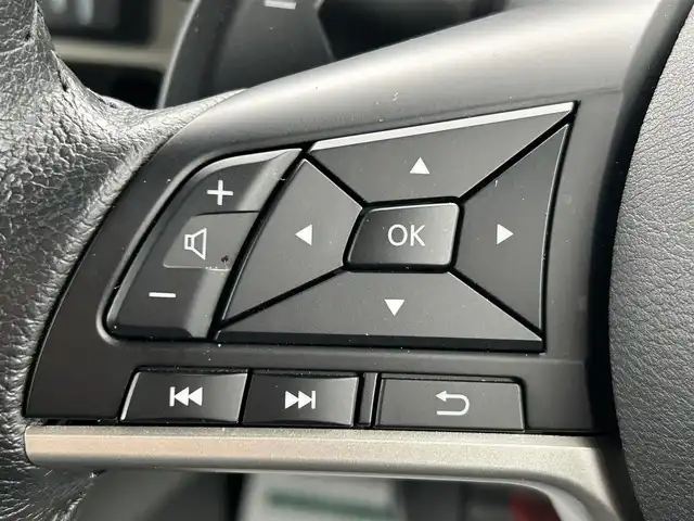 三菱 デリカミニ T プレミアム 兵庫県 2023(令5)年 2.3万km ＤグリーンⅡ ワンオーナー/社外9インチナビ/フルセグテレビ/BTオーディオ/CD/DVD再生機能/全方位カメラ/デジタルインナーミラー/ワイヤレス充電/前席シートヒーター/ステアリングヒーター/両側パワースライドドア/ETC2.0/パドルシフト/LEDヘッドライト/純正15インチAW