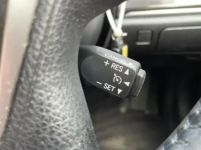 トヨタ クラウン ハイブリッド アスリートS 佐賀県 2015(平27)年 10.5万km ブラック ワンオーナー/純正HDDディスプレイナビ/・フルセグTV/CD/DVD/HDD/USB/Bluetooth/バックカメラ/ETC/クルーズコントロール/横滑り防止装置/DN席パワーシート/シートヒーター/ISOFIX対応/革巻きステアリング/ステアリングヒーター/ステアリングリモコン/純正17インチアルミホイール/純正キセノンヘッドライト/・オートマチックハイビーム/純正LEDフォグランプ/純正フロアマット/純正ドアバイザ―/新車保証書/取扱説明書/スペアキー１本