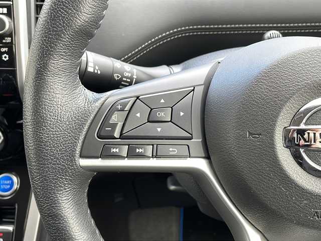 日産 セレナ e－パワー ハイウェイスター V 山口県 2019(令1)年 4.9万km ブリリアントホワイトパール 純正フリップダウンモニター/純正9インチナビ/・フルセグテレビ/・Bluetooth/・AM/FM/CD/DVD/アラウンドビューモニター/両側パワースライドドア/純正ドライブレコーダー/ETC/プロパイロット/・インテリジェントエマージェンシーブレーキ/・車線逸脱警報/・車線逸脱防止支援システム/・踏み間違い衝突防止アシスト/・ふらつき警報/・標識検知機能/・オートマチックハイビーム/・コーナーセンサー/D/N席シートヒーター/ステアリングヒーター/デジタルインナーミラー/スマートキー/スペアキー/純正15インチAW