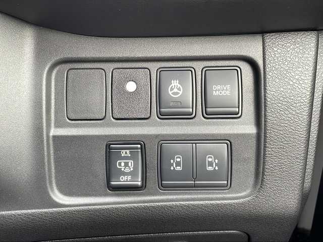 日産 セレナ e－パワー ハイウェイスター V 山口県 2019(令1)年 4.9万km ブリリアントホワイトパール 純正フリップダウンモニター/純正9インチナビ/・フルセグテレビ/・Bluetooth/・AM/FM/CD/DVD/アラウンドビューモニター/両側パワースライドドア/純正ドライブレコーダー/ETC/プロパイロット/・インテリジェントエマージェンシーブレーキ/・車線逸脱警報/・車線逸脱防止支援システム/・踏み間違い衝突防止アシスト/・ふらつき警報/・標識検知機能/・オートマチックハイビーム/・コーナーセンサー/D/N席シートヒーター/ステアリングヒーター/デジタルインナーミラー/スマートキー/スペアキー/純正15インチAW