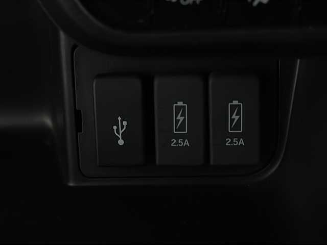 ホンダ Ｎ ＢＯＸ カスタム G L ホンダセンシング 山口県 2021(令3)年 3.6万km クリスタルブラックパール 純正7インチナビ（VXM-214VFi）/（Bluetooth/SD/CD/DVD/フルセグTV)/前後ドライブレコーダー/バックカメラ/シートヒーター（運転席/助手席）/ビルドインETC/片側パワースライドドア/Honda SENSING/・衝突軽減ブレーキ（CMBS）/・誤発進抑制機能/・歩行者事故低減ステアリング/・路外逸脱抑制機能/・渋滞追従機能付アダプティブクルーズコントロール（ACC）/・車線維持支援システム（LKAS）/・先行車発進お知らせ機能/・標識認識機能/・後方誤発進抑制機能/LEDヘッドライト/オートマチックハイビーム/オートライト/純正フロアマット/スペアキー1本/スマートキー/取扱説明書