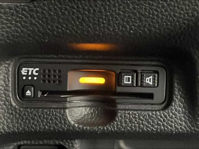 ホンダ Ｎ ＢＯＸ カスタム G L ホンダセンシング 山口県 2021(令3)年 3.6万km クリスタルブラックパール 純正7インチナビ（VXM-214VFi）/（Bluetooth/SD/CD/DVD/フルセグTV)/前後ドライブレコーダー/バックカメラ/シートヒーター（運転席/助手席）/ビルドインETC/片側パワースライドドア/Honda SENSING/・衝突軽減ブレーキ（CMBS）/・誤発進抑制機能/・歩行者事故低減ステアリング/・路外逸脱抑制機能/・渋滞追従機能付アダプティブクルーズコントロール（ACC）/・車線維持支援システム（LKAS）/・先行車発進お知らせ機能/・標識認識機能/・後方誤発進抑制機能/LEDヘッドライト/オートマチックハイビーム/オートライト/純正フロアマット/スペアキー1本/スマートキー/取扱説明書