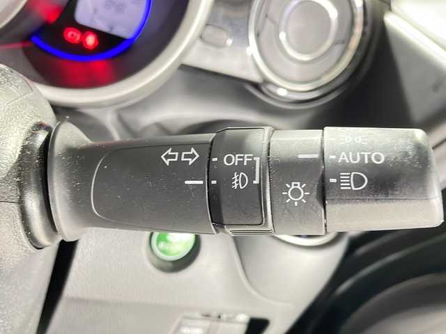 ホンダ Ｎ ＢＯＸ カスタム SSブラックSパッケージ 福岡県 2016(平28)年 4.5万km ブリティッシュグリーンP ・純正ナビ/・CD/DVD/・Bluetooth/・フルセグTV/・ラジオ/・IPoｄ/・Bカメラ/・ビルトインETC/・社外フロアマット/・スマートキー/・シートヒーター/・片側パワースライド/・オートライト/・ドアバイザー