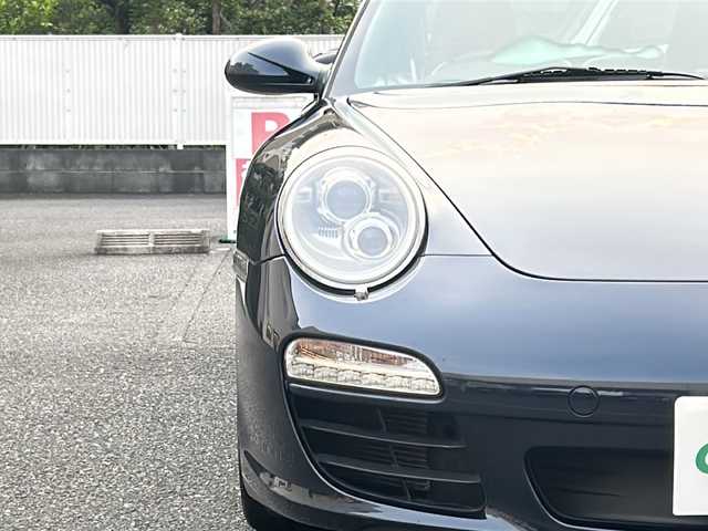 ポルシェ ９１１ カレラS 埼玉県 2011(平23)年 9万km 紺 サンルーフ/黒レザーシート/パワーシート/シートヒーター/HDDナビ/　・CD/DVD/BT/フルセグTV/バックカメラ/純正１９インチAW/パドルシフト/HID/ETC/前後ドライブレコーダー/革巻きステアリング/純正フロアマット/保証書/取扱説明書/ナビ取扱説明書