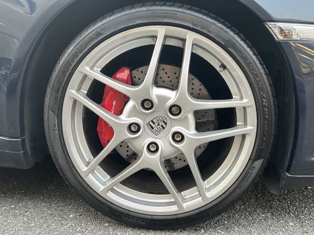 ポルシェ ９１１ カレラS 埼玉県 2011(平23)年 9万km 紺 サンルーフ/黒レザーシート/パワーシート/シートヒーター/HDDナビ/　・CD/DVD/BT/フルセグTV/バックカメラ/純正１９インチAW/パドルシフト/HID/ETC/前後ドライブレコーダー/革巻きステアリング/純正フロアマット/保証書/取扱説明書/ナビ取扱説明書