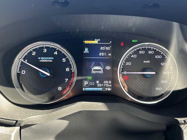 スバル フォレスター ハイブリッド アドバンス 愛知県 2020(令2)年 4万km クリスタルホワイトP 純正ナビ/フルセグTV・CD・DVD・Bluetooth・SD/バックカメラ/前席シートヒーター/後席シートヒーター/アイサイトVer3/・プリクラッシュセーフティ/・車線逸脱警報/・全車速追従クルーズコントロール/運転席メモリー機能付きパワーシート/助手席パワーシート/ルーフレール/クリアランスソナー/社外17インチアルミホイール/ドライバーモニタリングシステム/ステアリング連動ヘッドランプ/STiドアハンドルプロテクター/純正フロアマット/純正ドアバイザー/保証書/取扱説明書/スペアスマートキー/
