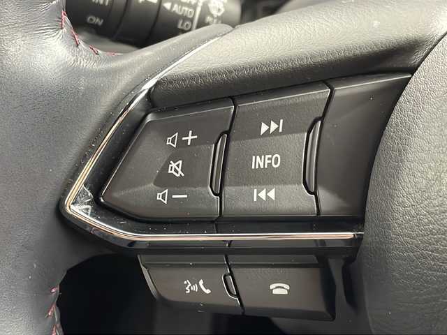マツダ ＣＸ－８ 25S ブラックトーンED 岐阜県 2022(令4)年 2.5万km スノーフレイクホワイトパールマイカ ４WD/純正10.25インチセンターディスプレイ/（Bluetooth/フルセグ/ACP/AA/HDMI）/全周囲カメラ/自動防眩ルームミラー/電動パーキング/オートホールド/レーダークルーズコントロール/パワーバックドア/1・2列目シートヒーター/ステアリングヒーター/前席パワーシート（運転席メモリ付き）/ステアリングスイッチ/社外AW付きスタッドレス車載/スマートキー/スペアキー/保証書/取扱説明書