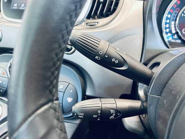 フィアット ５００ スポーツ 大阪府 2022(令4)年 1.6万km 青 150台限定車/ガラスルーフ/ハーフレザー/純正ディスプレイオーディオ/applecarplay/クリアランスソナー/純正16インチAW/HIDヘッドライト/ETC/ドラレコ/USB/Bluetooth/革巻スポーツステアリング/クルコン