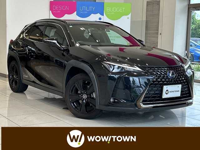 レクサス ＵＸ 250h アーバンエレガンス 埼玉県 2021(令3)年 1.9万km グラファイトブラックガラスフレーク LEXUS Safety System+/純正メモリナビ/ CD/DVD・BD/フルセグTV/Bluetooth/USB/レーダークルーズコントロール （全車速追従機能付）/歩行者検知機能付衝突回避支援/レーンディパーチャーアラート/レーントレーシングアシスト/オートマチックハイビーム/アダプティブハイビームシステム/パノラミックビューモニター/前後ドライブレコーダー/レザーシート/前席パワーシート/前席シートヒーター/パワーバックドア/ビルトインETC2.0/スマートキー×2/禁煙車