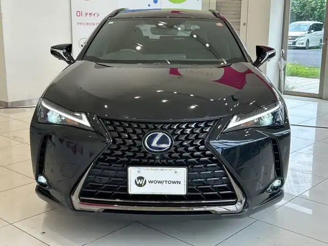 レクサス ＵＸ 250h アーバンエレガンス 埼玉県 2021(令3)年 1.9万km グラファイトブラックガラスフレーク LEXUS Safety System+/純正メモリナビ/ CD/DVD・BD/フルセグTV/Bluetooth/USB/レーダークルーズコントロール （全車速追従機能付）/歩行者検知機能付衝突回避支援/レーンディパーチャーアラート/レーントレーシングアシスト/オートマチックハイビーム/アダプティブハイビームシステム/パノラミックビューモニター/前後ドライブレコーダー/レザーシート/前席パワーシート/前席シートヒーター/パワーバックドア/ビルトインETC2.0/スマートキー×2/禁煙車