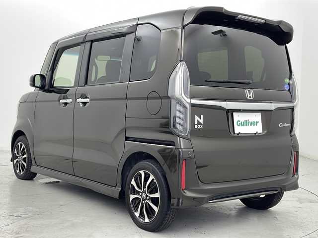 ホンダ Ｎ ＢＯＸ カスタム G EX ホンダセンシング 宮城県 2018(平30)年 5.7万km プレミアムグラマラスブロンズP 禁煙車/助手席ロングスライドシート/ホンダセンシング/・衝突軽減ブレーキ/・レーンキープアシスト/・アダプティブクルーズコントロール/・オートハイビーム/・リアコーナーセンサー/純正SDナビ/・CD.DVD.SD.BT.USB/フルセグTV/バックカメラ/両側パワースライドドア/ビルトインETC/LEDヘッドライト/LEDフォグランプ/ECONスイッチ/横滑り防止装置/ステアリングスイッチ/プッシュスタート/スマートキー/純正14インチアルミホイール/純正フロアマット/ロールサンシェード