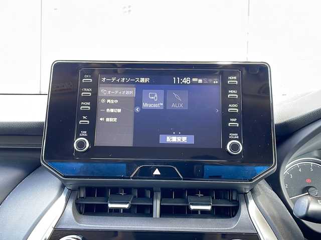 トヨタ ハリアー S 静岡県 2020(令2)年 6.3万km ブラック 純正ナビ/・ラジオ/USB/Bluetooth/Miracast/HDMI/主要装備/・レーダークルーズコントロール　/・ドライブレコーダー　/・ＥＴＣ　/・ステアリングリモコン　/・ヒーテッドドアミラー　/・レーンキープアシスト　/・コーナーセンサー　/・バックカメラ　/・オートハイビーム　/・オートライト/・ホールド/・プリクラッシュセーフティー/・SOSコール/・プッシュスタート/・スマートキー/・社外レザーシート