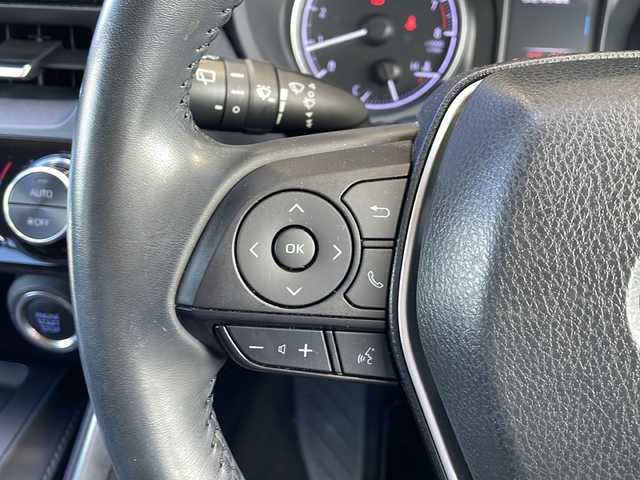 トヨタ ハリアー S 静岡県 2020(令2)年 6.3万km ブラック 純正ナビ/・ラジオ/USB/Bluetooth/Miracast/HDMI/主要装備/・レーダークルーズコントロール　/・ドライブレコーダー　/・ＥＴＣ　/・ステアリングリモコン　/・ヒーテッドドアミラー　/・レーンキープアシスト　/・コーナーセンサー　/・バックカメラ　/・オートハイビーム　/・オートライト/・ホールド/・プリクラッシュセーフティー/・SOSコール/・プッシュスタート/・スマートキー/・社外レザーシート