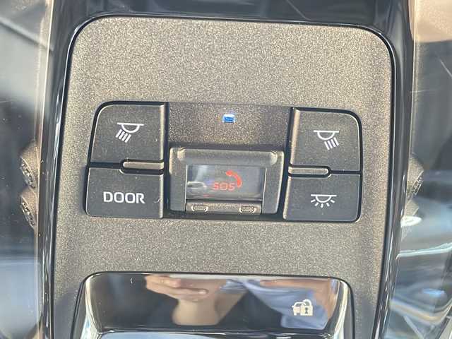 トヨタ ハリアー S 静岡県 2020(令2)年 6.3万km ブラック 純正ナビ/・ラジオ/USB/Bluetooth/Miracast/HDMI/主要装備/・レーダークルーズコントロール　/・ドライブレコーダー　/・ＥＴＣ　/・ステアリングリモコン　/・ヒーテッドドアミラー　/・レーンキープアシスト　/・コーナーセンサー　/・バックカメラ　/・オートハイビーム　/・オートライト/・ホールド/・プリクラッシュセーフティー/・SOSコール/・プッシュスタート/・スマートキー/・社外レザーシート