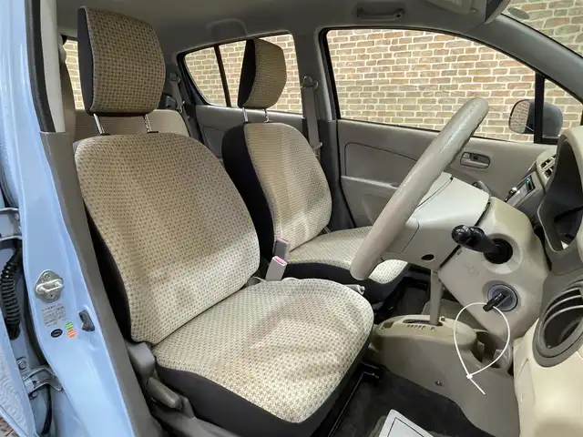 スズキ アルト F 岩手県 2012(平24)年 8.2万km エアブルーメタリック KENWOODナビ/ワンセグTV/CD・DVD・AUX・USB・RCA入力/ヘッドライトレベライザー/純正フロアマット/１３インチスチールホイール/純正ホイールキャップ/パワーステアリング/パワーウインドウ/エアコンディショナー