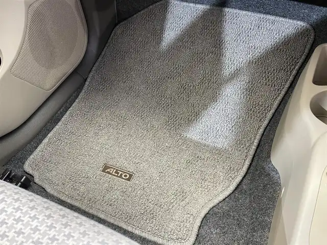 スズキ アルト F 岩手県 2012(平24)年 8.2万km エアブルーメタリック KENWOODナビ/ワンセグTV/CD・DVD・AUX・USB・RCA入力/ヘッドライトレベライザー/純正フロアマット/１３インチスチールホイール/純正ホイールキャップ/パワーステアリング/パワーウインドウ/エアコンディショナー