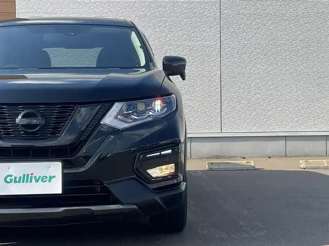 日産 エクストレイル 20X エクストリーマーX 秋田県 2018(平30)年 11.8万km ダイヤモンドブラック ４WD/インテリジェントエマージェンシーブレーキ/LEDヘッドライト/純正メモリナビ（DVD/CD/BT)/フルセグ/バックカメラ/日産純正１８インチアルミ（夏タイヤ装着）/スマートキー/純正エンジンスターター/アイドリングストップ/プッシュスタート/コーナーセンサー/ダウンヒルアシストコントロール/ステアリングスイッチ/電動リアゲート/ビルトインETC/センターデフロック/純正フロアマット/純正ドアバイザー/オートライト/オートエアコン/パワーステアリング/パワーウィンドウ/横滑り防止/盗難防止装置/寒冷地仕様/電動格納ウィンカーミラー/保証書/取扱説明書/記録簿/スペアキー×１