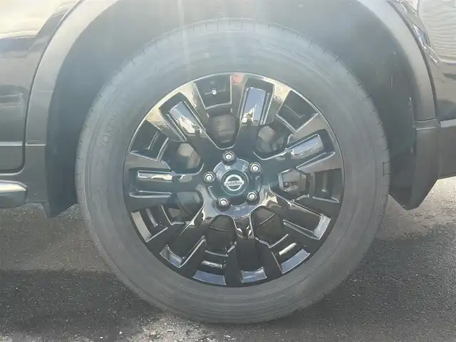 日産 エクストレイル 20X エクストリーマーX 秋田県 2018(平30)年 11.8万km ダイヤモンドブラック ４WD/インテリジェントエマージェンシーブレーキ/LEDヘッドライト/純正メモリナビ（DVD/CD/BT)/フルセグ/バックカメラ/日産純正１８インチアルミ（夏タイヤ装着）/スマートキー/純正エンジンスターター/アイドリングストップ/プッシュスタート/コーナーセンサー/ダウンヒルアシストコントロール/ステアリングスイッチ/電動リアゲート/ビルトインETC/センターデフロック/純正フロアマット/純正ドアバイザー/オートライト/オートエアコン/パワーステアリング/パワーウィンドウ/横滑り防止/盗難防止装置/寒冷地仕様/電動格納ウィンカーミラー/保証書/取扱説明書/記録簿/スペアキー×１