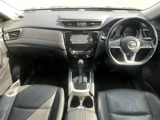日産 エクストレイル 20X エクストリーマーX 秋田県 2018(平30)年 11.8万km ダイヤモンドブラック ４WD/インテリジェントエマージェンシーブレーキ/LEDヘッドライト/純正メモリナビ（DVD/CD/BT)/フルセグ/バックカメラ/日産純正１８インチアルミ（夏タイヤ装着）/スマートキー/純正エンジンスターター/アイドリングストップ/プッシュスタート/コーナーセンサー/ダウンヒルアシストコントロール/ステアリングスイッチ/電動リアゲート/ビルトインETC/センターデフロック/純正フロアマット/純正ドアバイザー/オートライト/オートエアコン/パワーステアリング/パワーウィンドウ/横滑り防止/盗難防止装置/寒冷地仕様/電動格納ウィンカーミラー/保証書/取扱説明書/記録簿/スペアキー×１