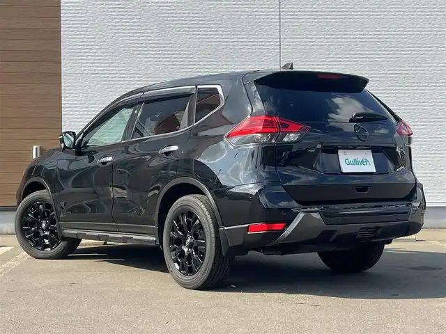 日産 エクストレイル 20X エクストリーマーX 秋田県 2018(平30)年 11.8万km ダイヤモンドブラック ４WD/インテリジェントエマージェンシーブレーキ/LEDヘッドライト/純正メモリナビ（DVD/CD/BT)/フルセグ/バックカメラ/日産純正１８インチアルミ（夏タイヤ装着）/スマートキー/純正エンジンスターター/アイドリングストップ/プッシュスタート/コーナーセンサー/ダウンヒルアシストコントロール/ステアリングスイッチ/電動リアゲート/ビルトインETC/センターデフロック/純正フロアマット/純正ドアバイザー/オートライト/オートエアコン/パワーステアリング/パワーウィンドウ/横滑り防止/盗難防止装置/寒冷地仕様/電動格納ウィンカーミラー/保証書/取扱説明書/記録簿/スペアキー×１