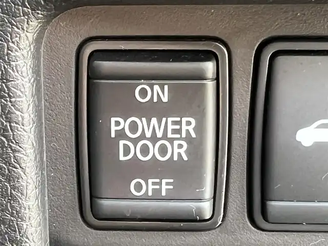 日産 エクストレイル 20X エクストリーマーX 秋田県 2018(平30)年 11.8万km ダイヤモンドブラック ４WD/インテリジェントエマージェンシーブレーキ/LEDヘッドライト/純正メモリナビ（DVD/CD/BT)/フルセグ/バックカメラ/日産純正１８インチアルミ（夏タイヤ装着）/スマートキー/純正エンジンスターター/アイドリングストップ/プッシュスタート/コーナーセンサー/ダウンヒルアシストコントロール/ステアリングスイッチ/電動リアゲート/ビルトインETC/センターデフロック/純正フロアマット/純正ドアバイザー/オートライト/オートエアコン/パワーステアリング/パワーウィンドウ/横滑り防止/盗難防止装置/寒冷地仕様/電動格納ウィンカーミラー/保証書/取扱説明書/記録簿/スペアキー×１