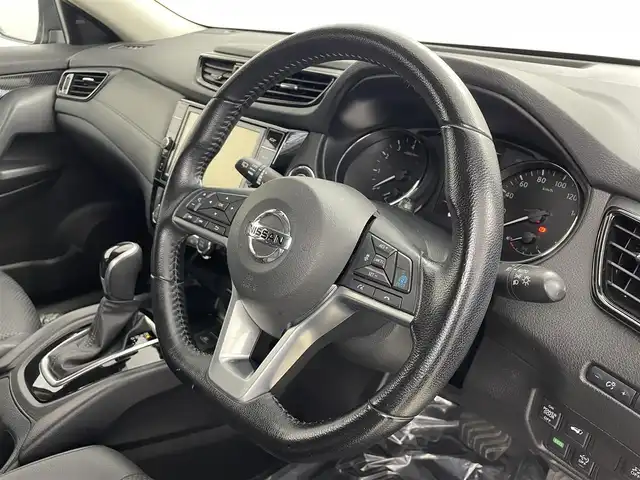 日産 エクストレイル 20Xi 埼玉県 2020(令2)年 6.1万km ダイヤモンドブラック プロパイロット 9型ナビ 360° 液晶ミラー シートヒーター ドライブレコーダー パワーバックドア BSM ETC コーナーセンサー オートハイビーム レーンキープアシスト 衝突軽減システム